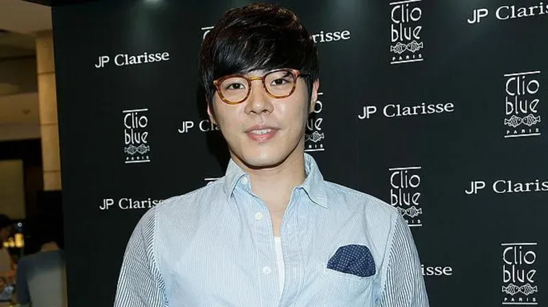 Singer Wheesung, known for captivating Korea with his ballads, died at 43.